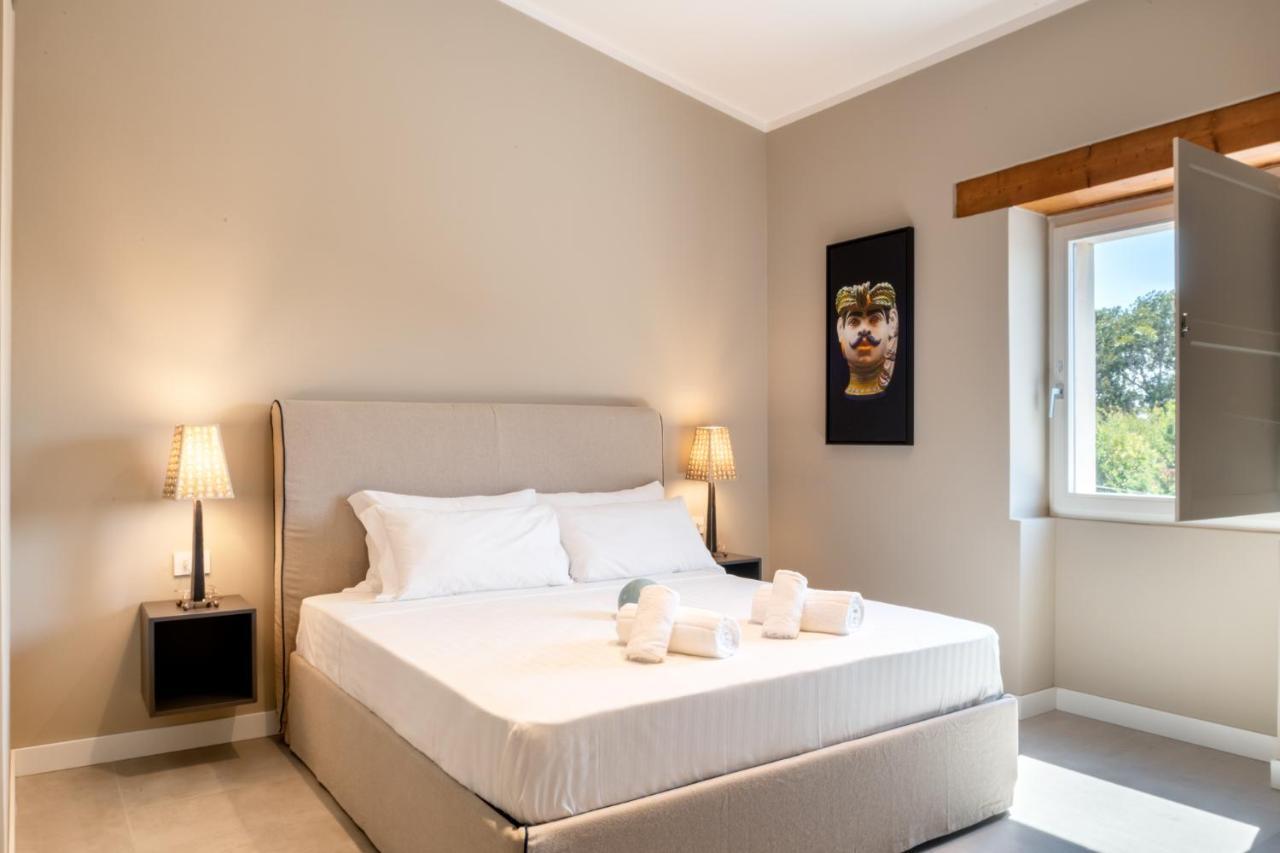 Momento-Teatro Greco Hotel Syracuse Ngoại thất bức ảnh