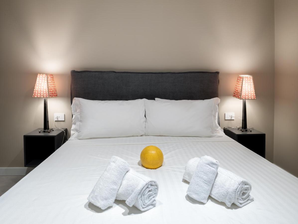 Momento-Teatro Greco Hotel Syracuse Ngoại thất bức ảnh